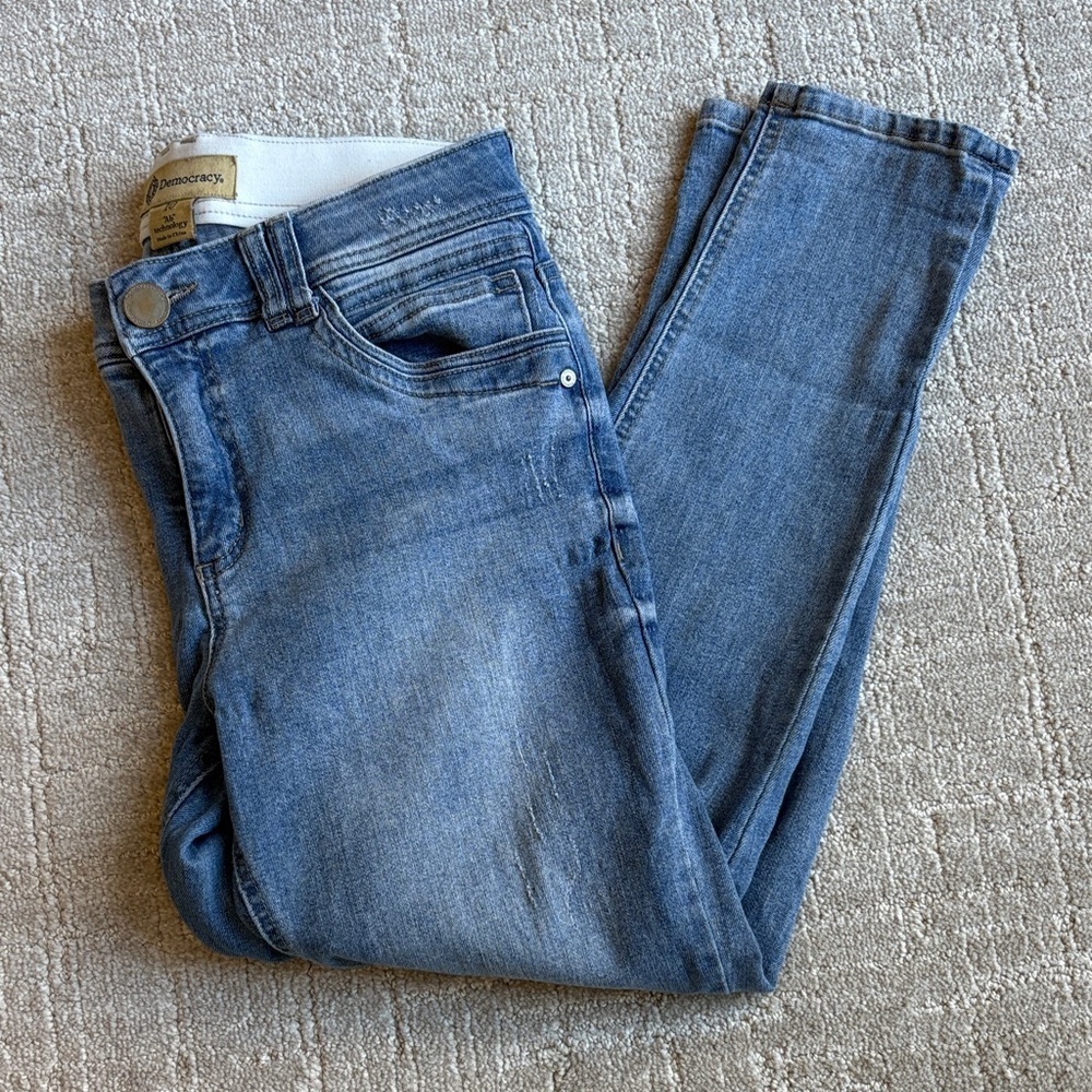 Democracy Light Wash Ab Technolofy Blue Denim Jeans Women Sz 10